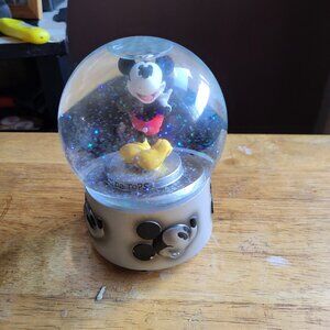 VTG DISNEY ENESCO MICKEY MOUSE "YOU'RE THE TOPS" MUSICAL SNOW GLOBE GUC BIN H